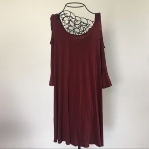 MAROON COLD SHOULDER DRESS
